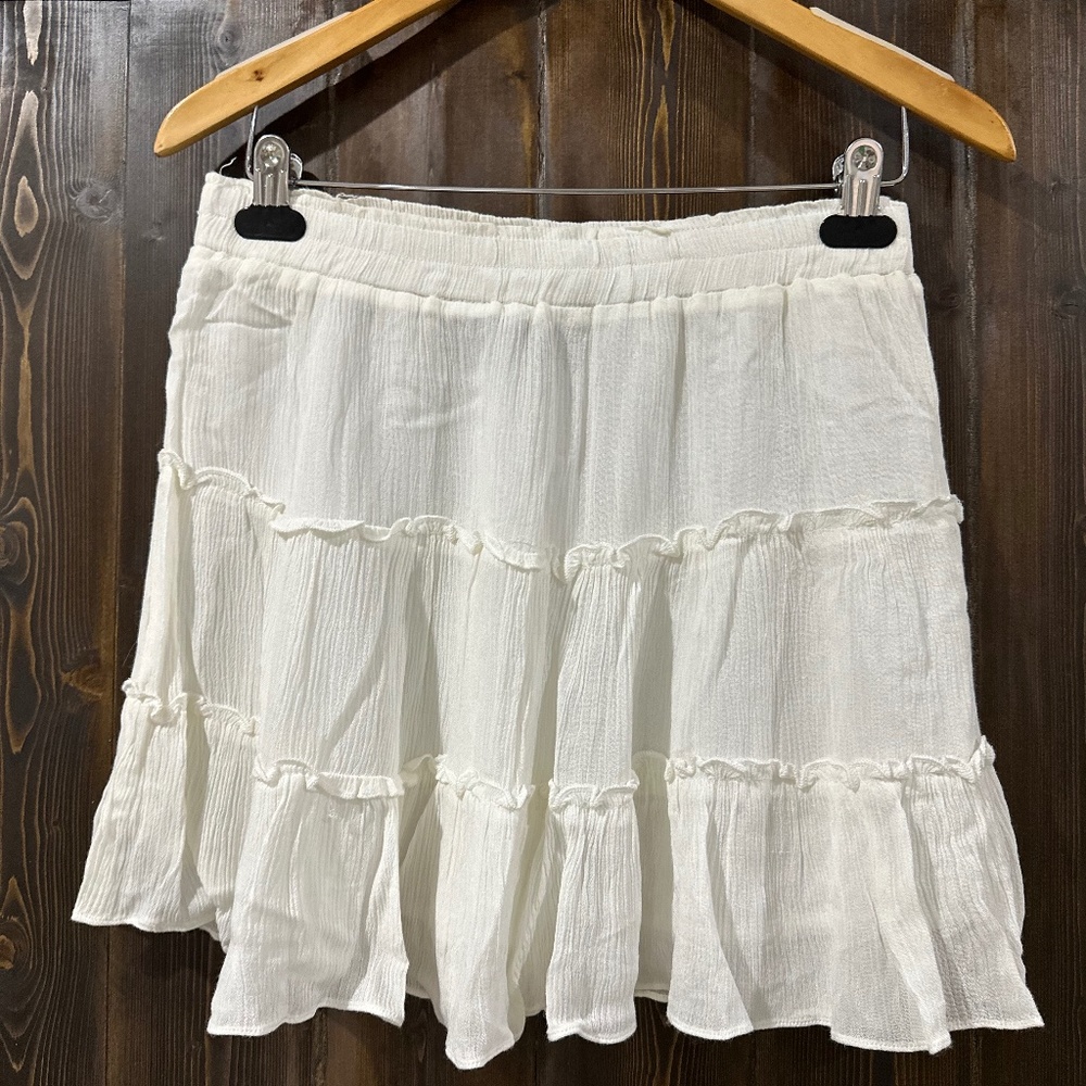 New Without Tags Blue B Skirt Size: medium